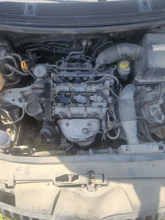 Cutie Viteze Manuala 5 Trepte Cod LNR Skoda Fabia 2 1.2 2010 - 2014