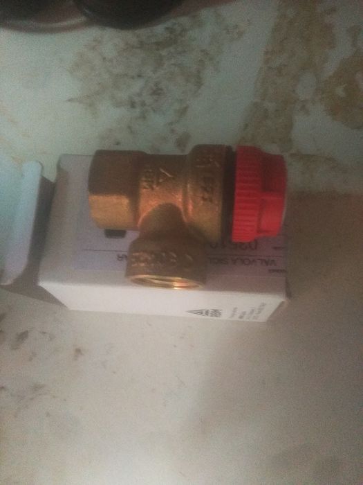 Подрывной клапан 6 бар