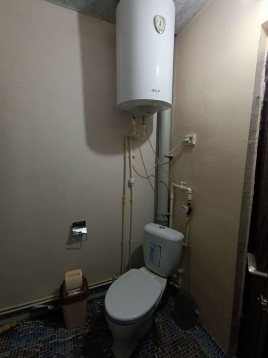 Dokumenti joyida. Lokatsiyasi zor.ozini parkovkasi ham bor