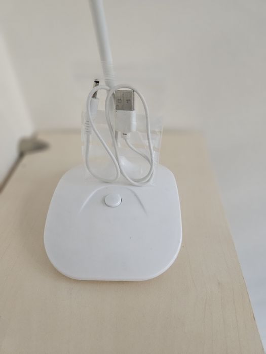 Нощна лампичка 8 usb захранване