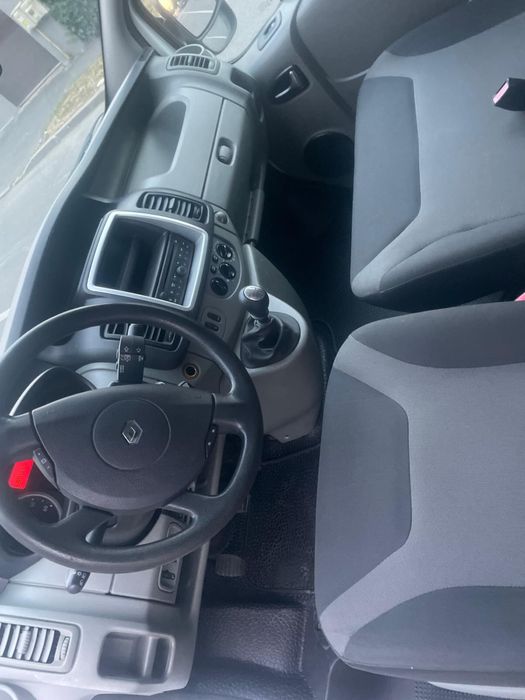 Renault Trafic 2013 euro 5 2.0CDTI modelul lung