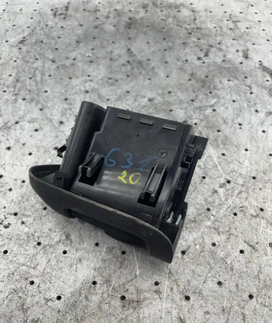 Grila ventilatie bord stanga Mercedes-Benz C-Class 2003