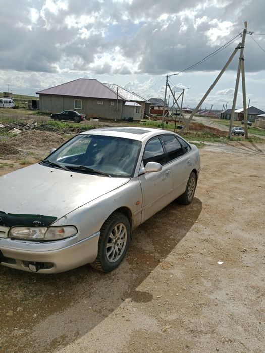 Mazda cronos 626