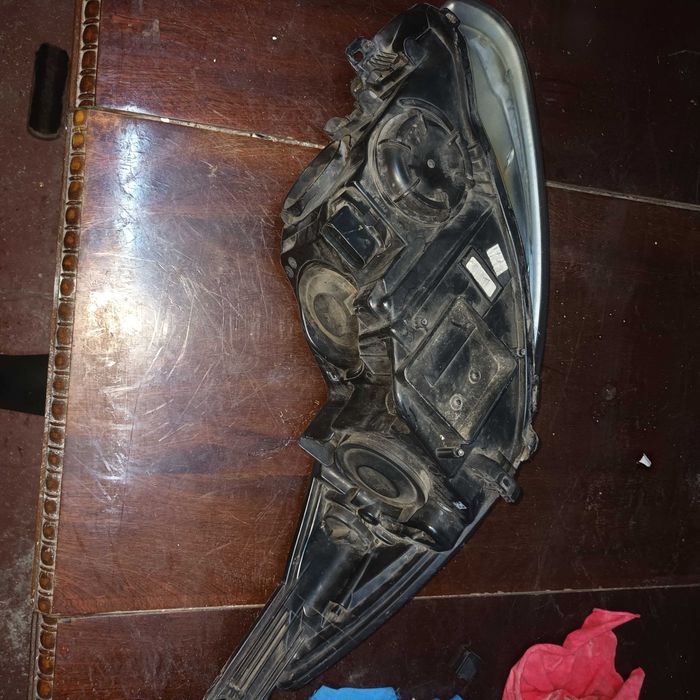 far ford focus 3 stanga fata original