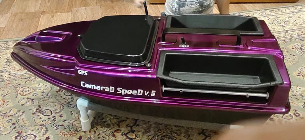 CamaraD SpeeD V5 кораблик для прикормки