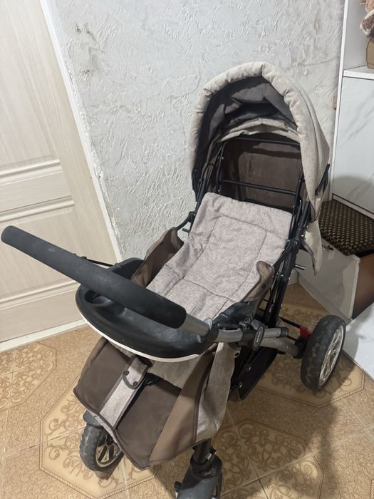 коляска прогулочная