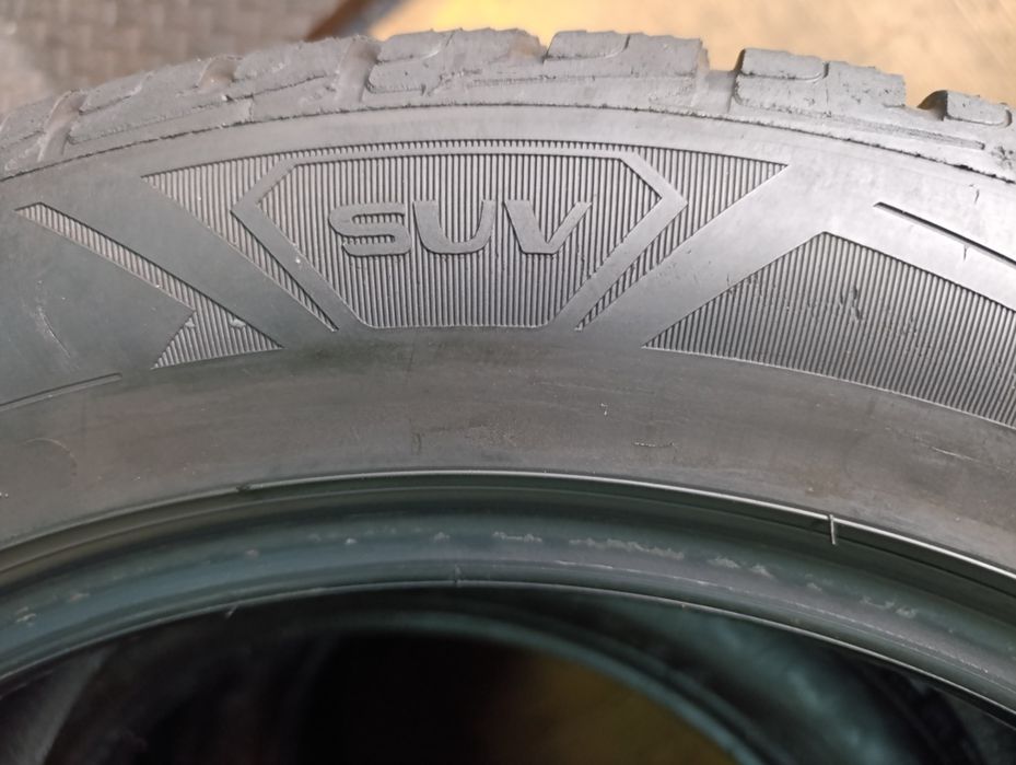 Anvelope de iarnă 225 55 18 Goodyear