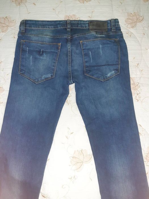 Мъжки прави дънки