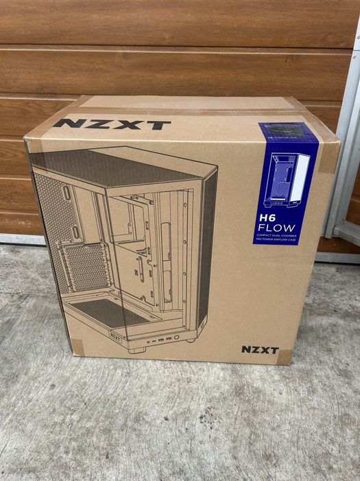 Carcasa cu ventilatoare