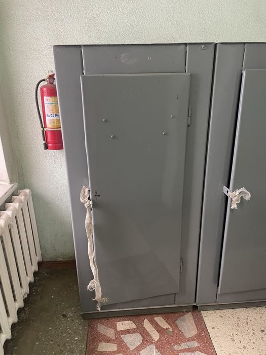 Продам Металические Шкафы