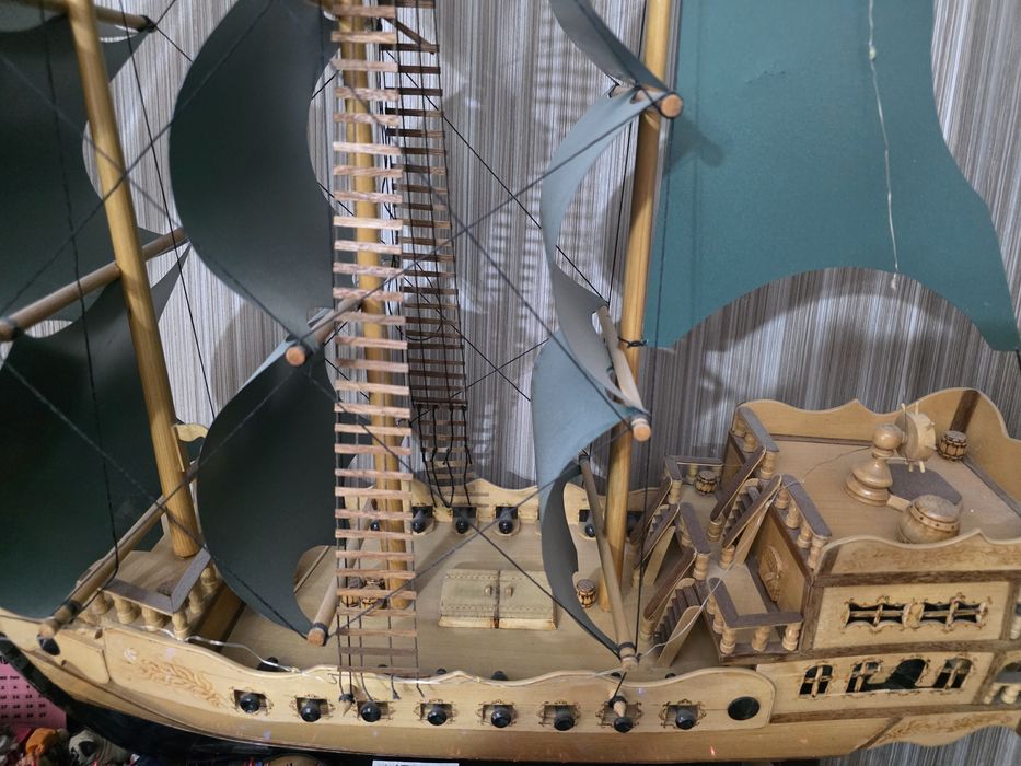 Корабль ручной работы