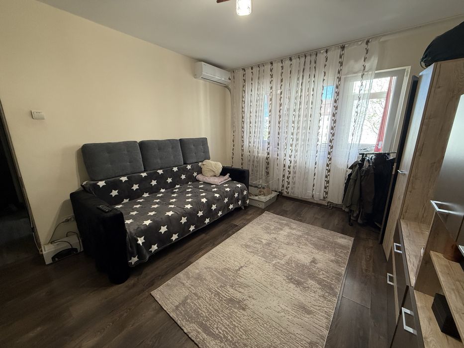 Vand apartament 2 camere