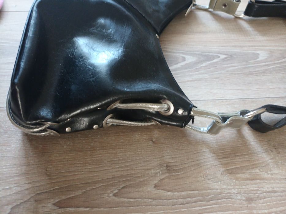 Черна чанта чантичка