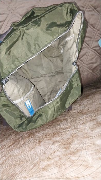 Продаётся сумка из плащевки.  Вместительная