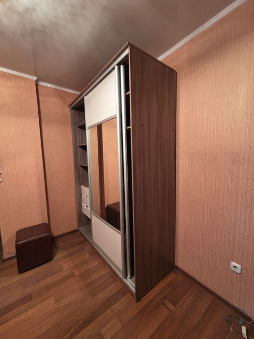 Продам шкаф 65000