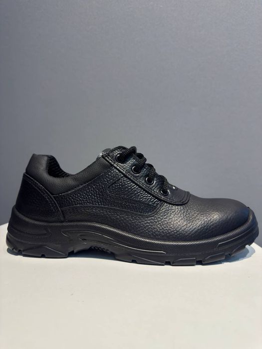 Специальная обувь для униформы