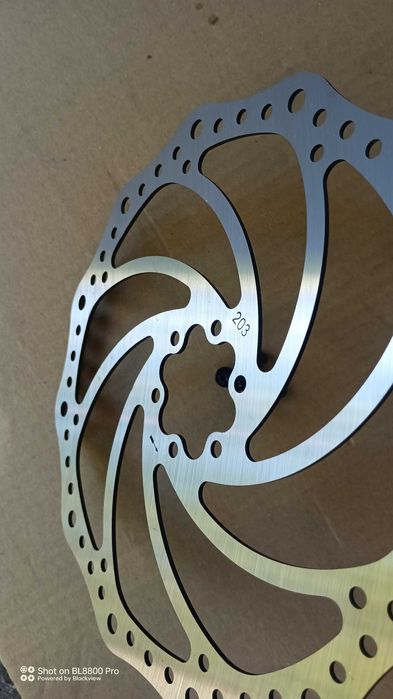 Спирачен диск за велосипед 203/ 180/ 160мм 7 лева