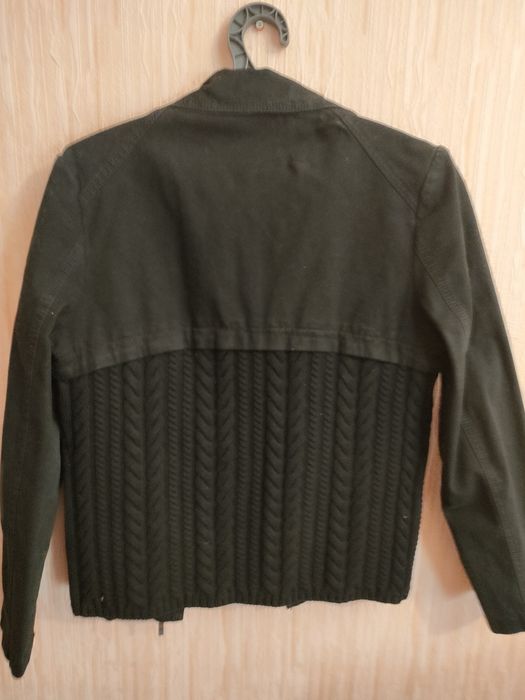 Продаётся Жакет  lafei nier