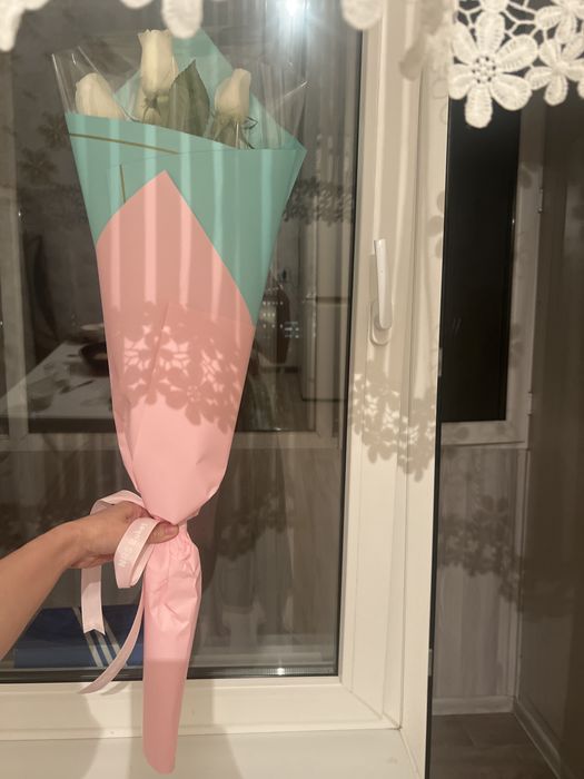 Цветы Розы 5000 тг