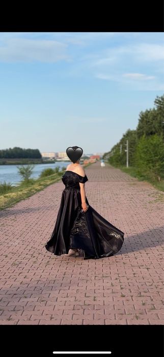 Продам платье , носили всего один раз
