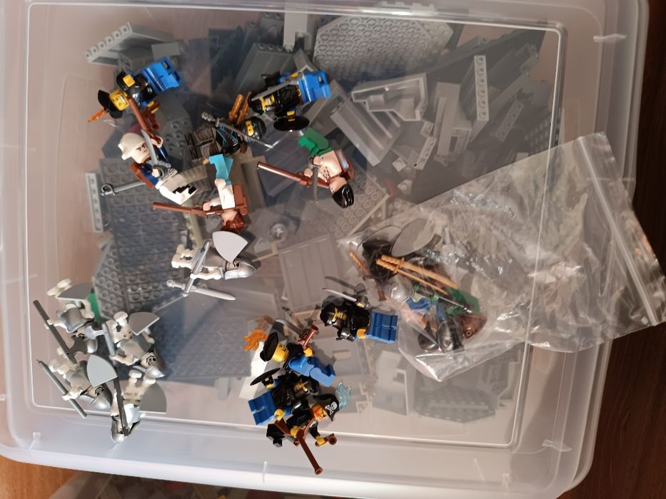 Лего китайско  3 лота от около 3 кг + 15 фигурки