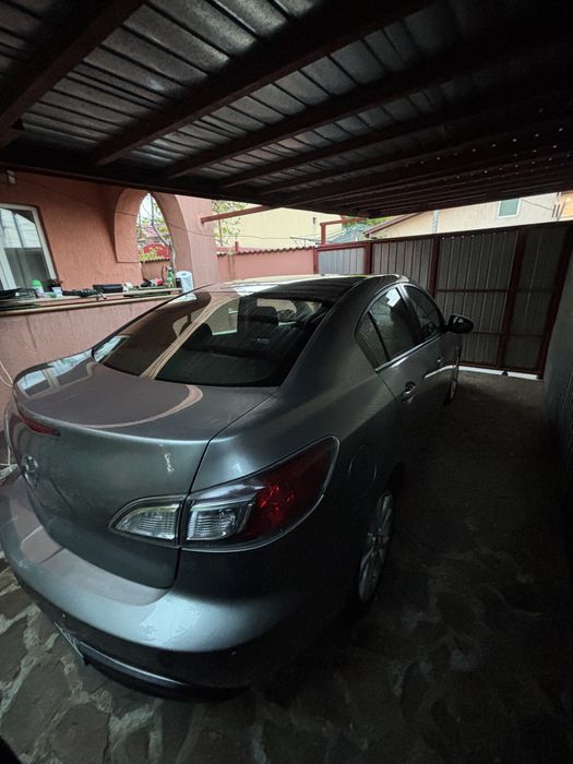 MAZDA 3 2010 — imagine 5