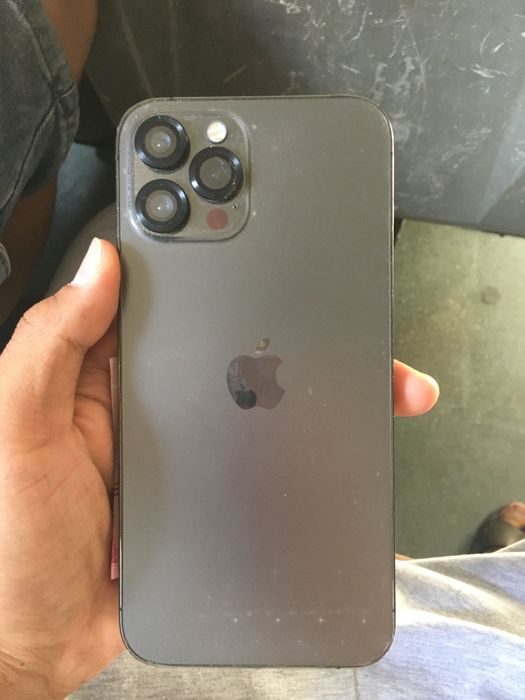 Айфон 12про макс обмен