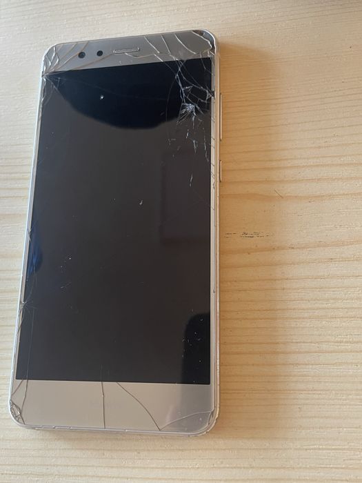 Huawei p 10 lite СПЕШНО!