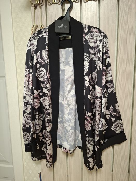 Продам шелковую накидку