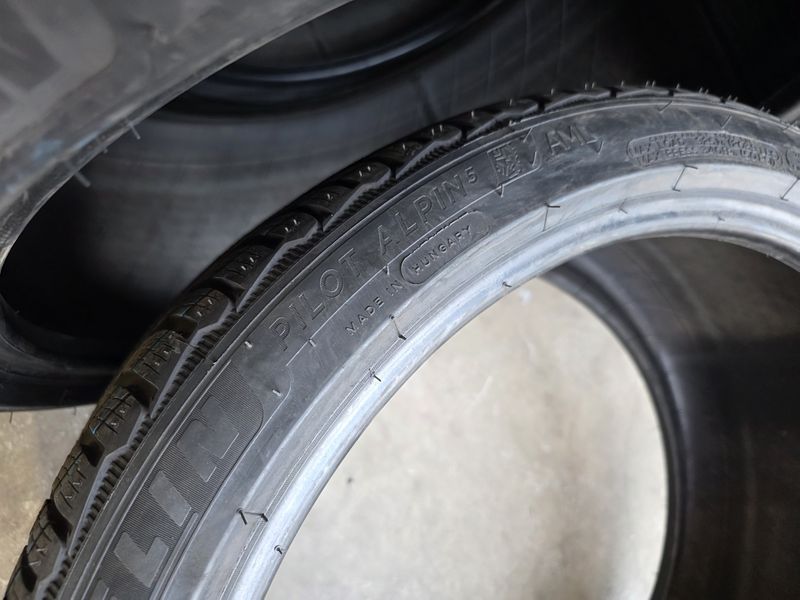 315/30/21//275/35/21 MICHELIN
