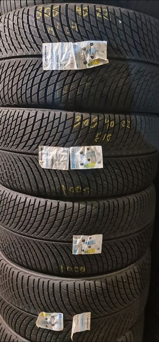 305 40 22 si 235 50 21 Anvelope Noi
