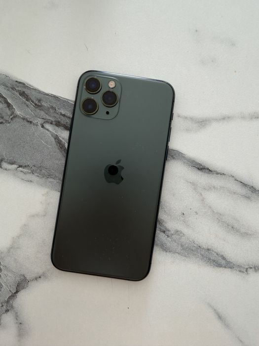 Продам Iphone 11 pro