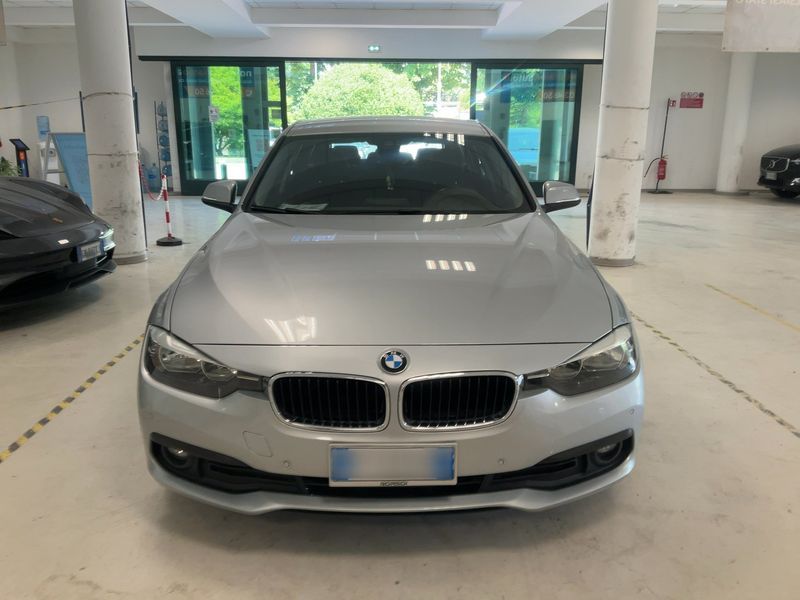 BMW 3er 318d Advantage 2017