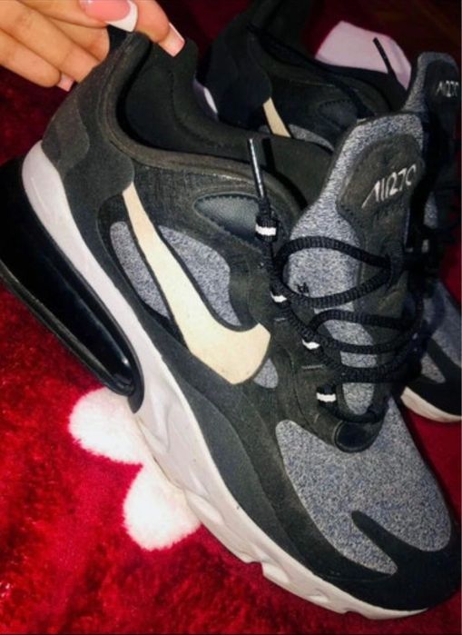 Vând adidași, Nike Air Max 270 React,bărbați.