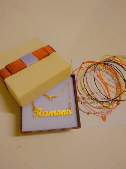 Lantisor argint placat aur nume,in cutie cadou