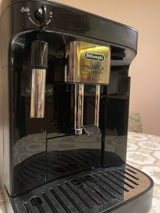 Внос!! DeLonghi Magnifica EVO