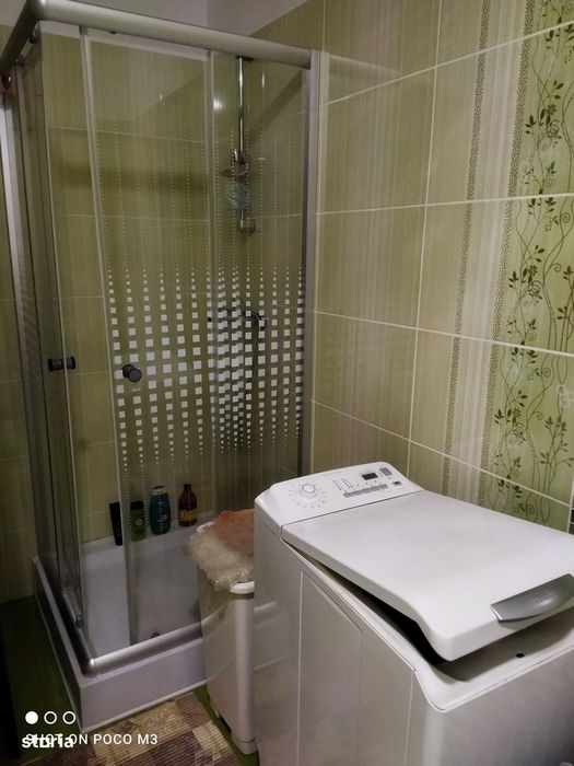 Vând garsoniera 30mp cu logie inchisa 3,2mp