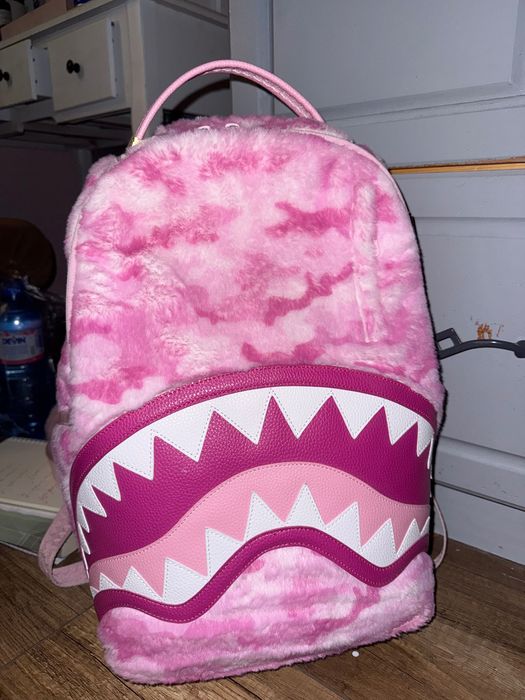 раница Sprayground pink fur