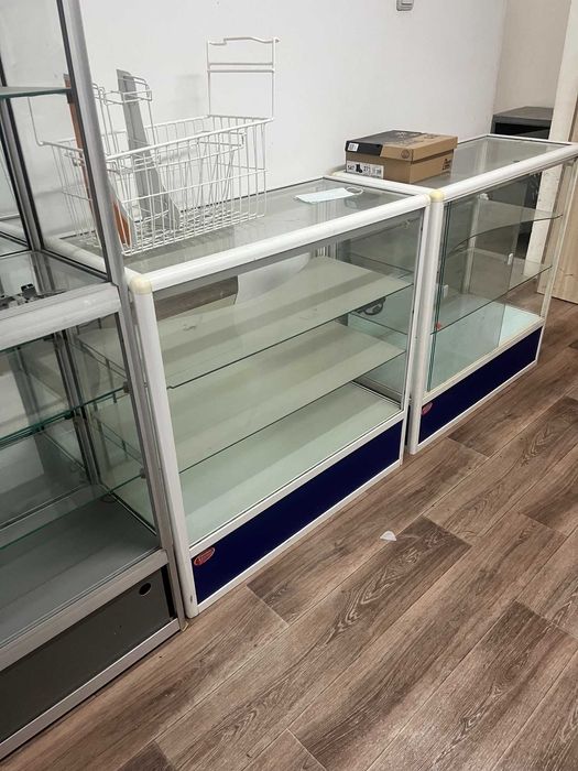 Полки-стеллажи-витрины