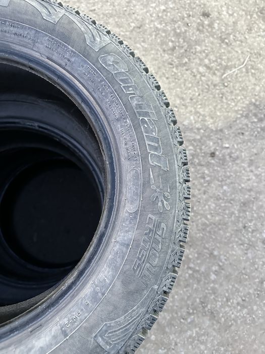 Комплект зимних шин