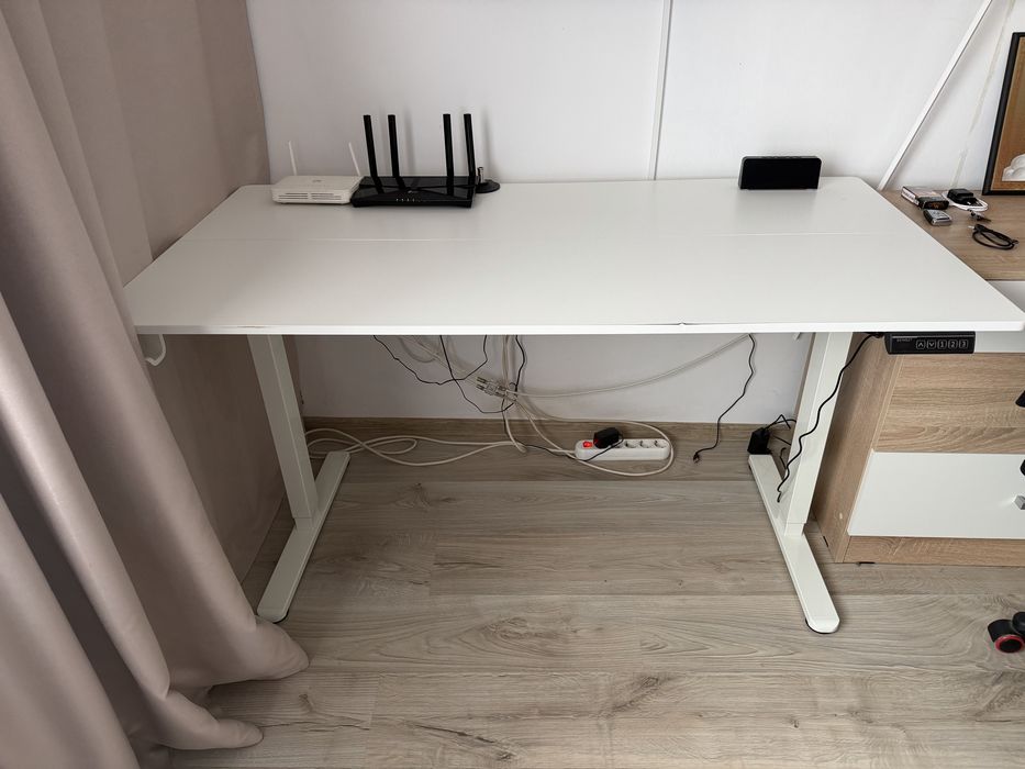 Birou reglabil electric 140x70