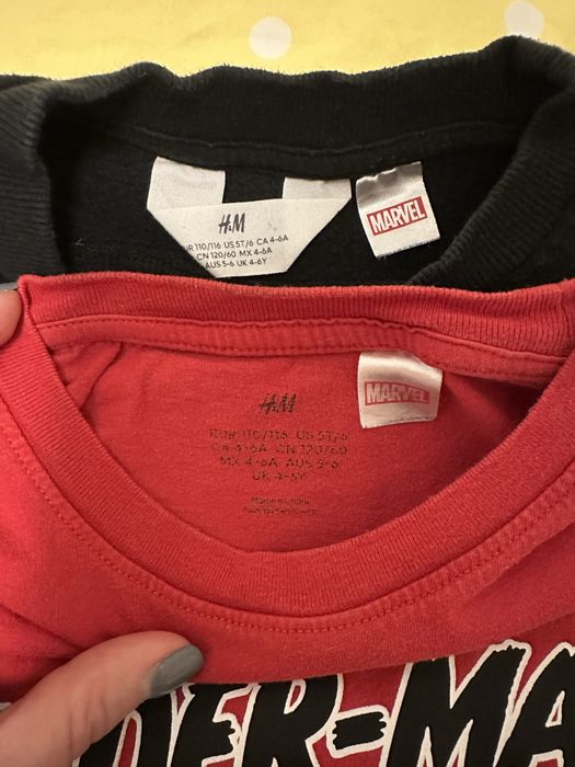 Bluza trening si tricou H&M, Spiderman, paiete reversibile, 110/116 cm