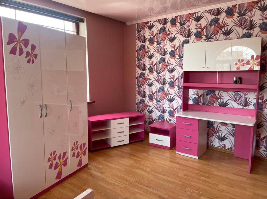 Детский гарнитур для девочки, мебель