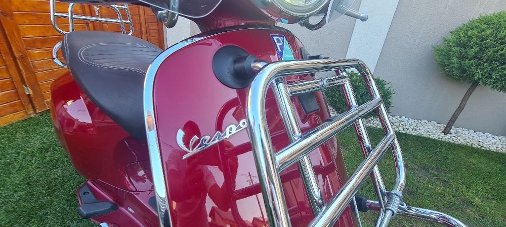 Vând Scuter Vespa Primavera Touring 49cmc !
