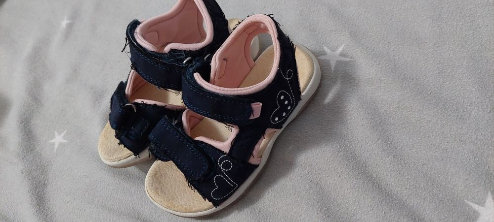 Sandale fetita diverse modele