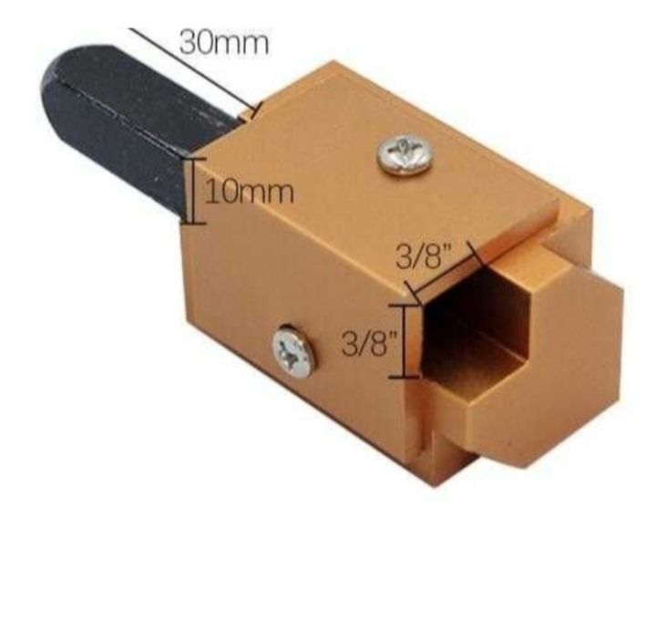 Продам шаблон для врезки петель и замков.