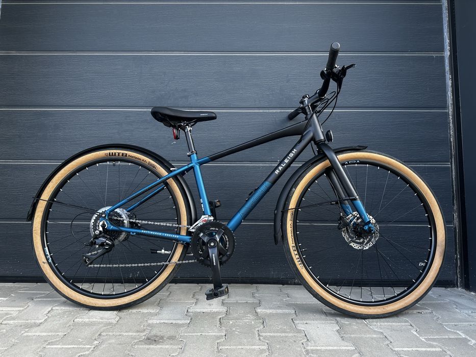 Хибриден велосипед Raleigh Strada City 28” 2х8 M”
