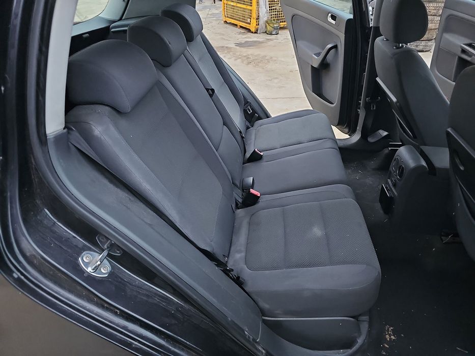 Bancheta spate Volkswagen Golf 5 Plus (5M1) [Fabr 2005-2008] OEM