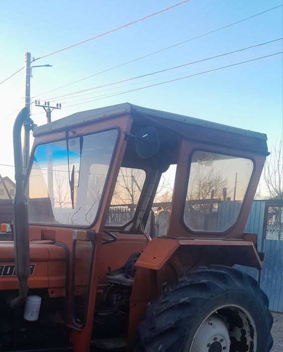 Semicabina tractor Fiat se montează pe aripi
