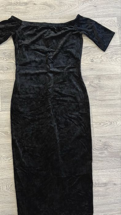 Платья женские р.42-44